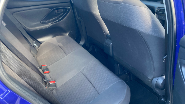 Toyota Yaris 1.5 Hybrid Design 5dr CVT Hybrid Hatchback